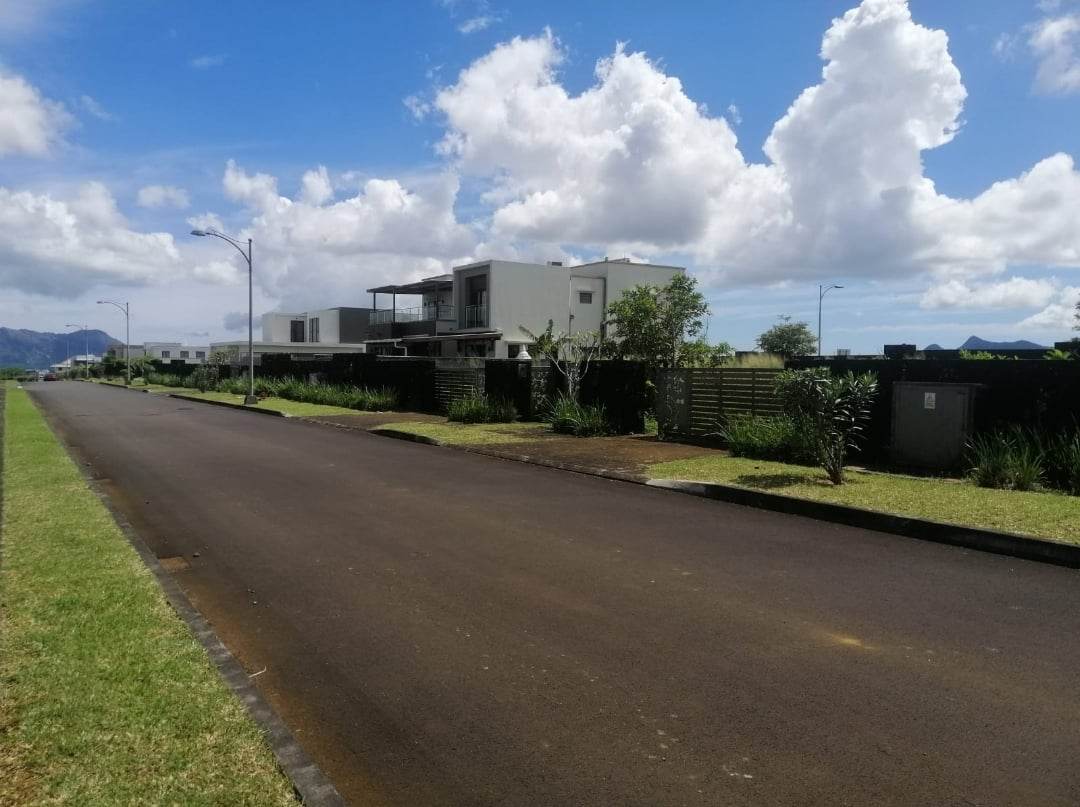 Gated Land at Aurea Bois De Natte blueberries22.mu